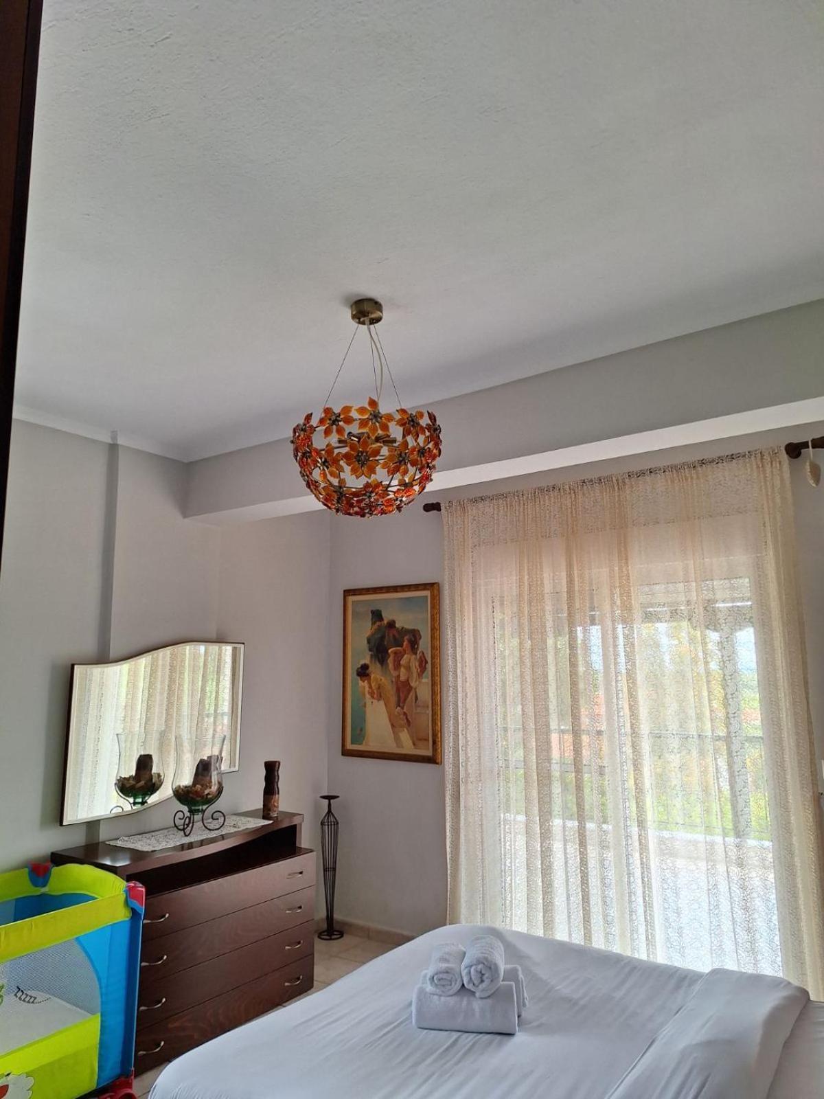 Roadhouse, Nilie Hospitality Mgmt Villa Flogita Ngoại thất bức ảnh